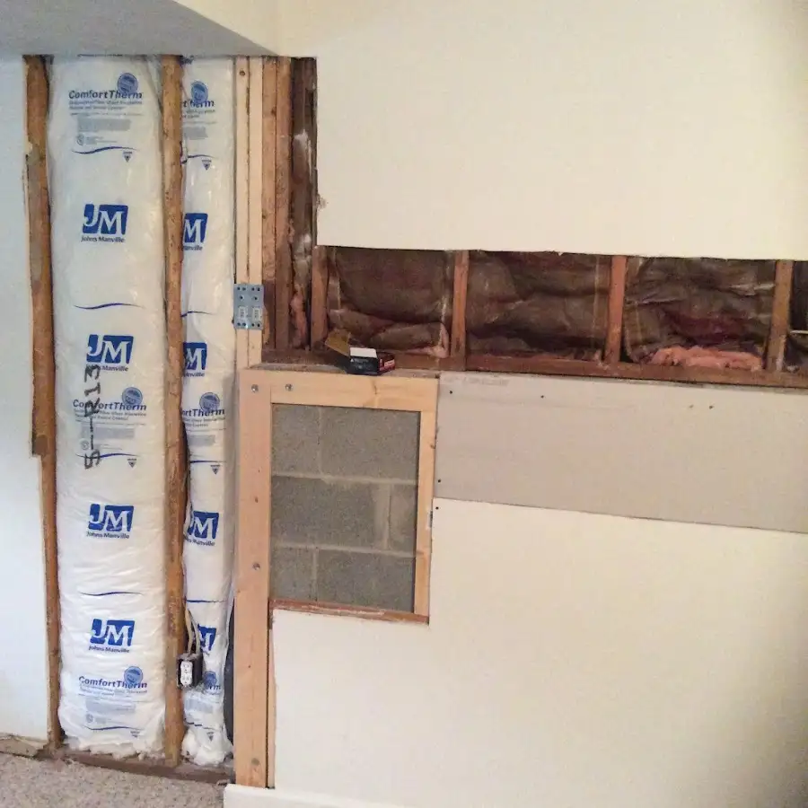 Wall insulation replacement during Structural Drying in Richland